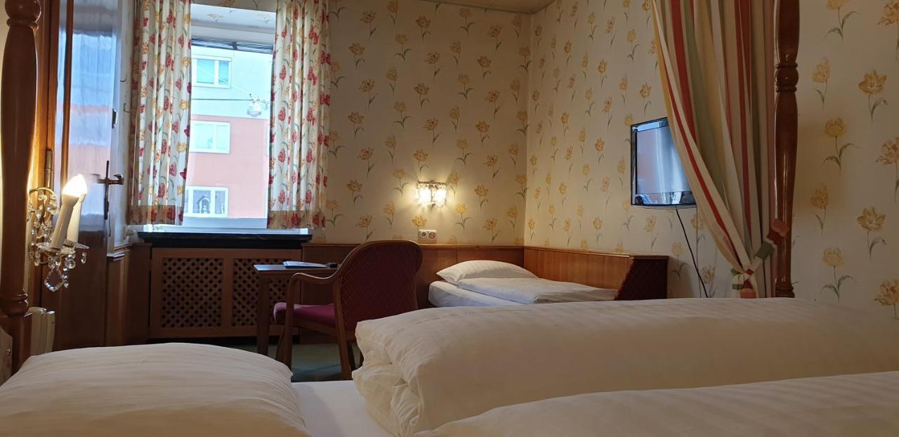 Hohenstauffen Hotel 3*